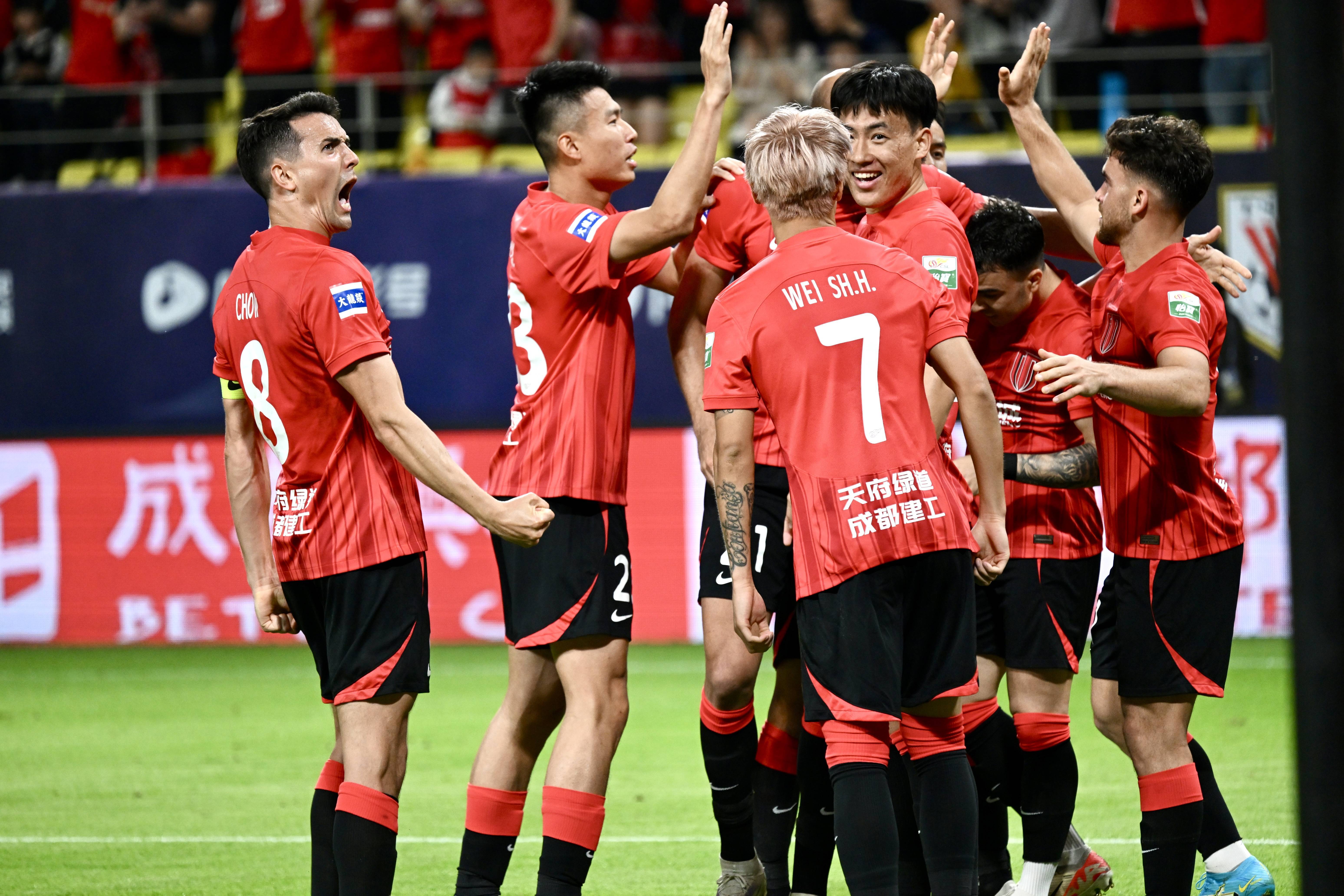 爱游戏-关于转折点！成都蓉城手感冰凉；亚冠今夜攻防权衡；底气十足；心理建设被强调的信息