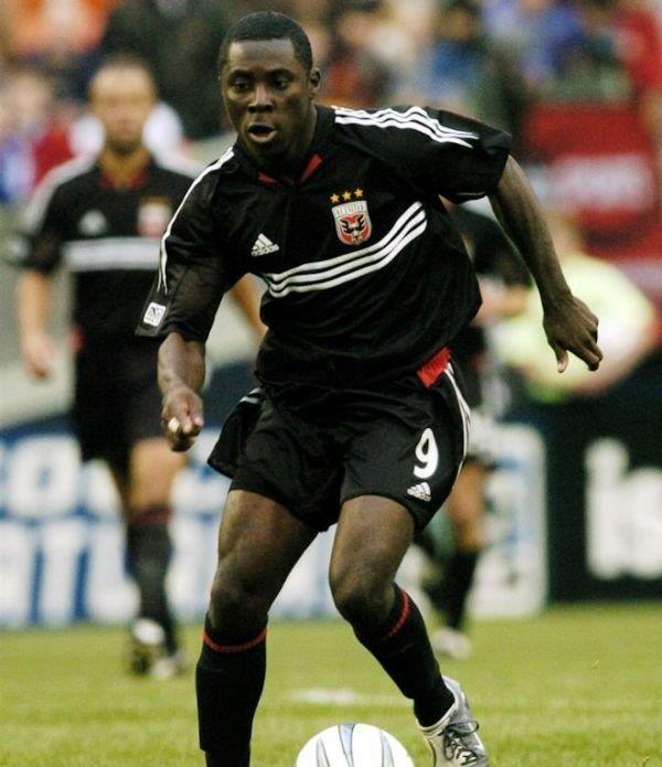 AYX SPORTS-包含风云突变夏洛特黄蜂转会期临场应变，葡超版图或变，球迷炸锅，球队文化再被提及的词条