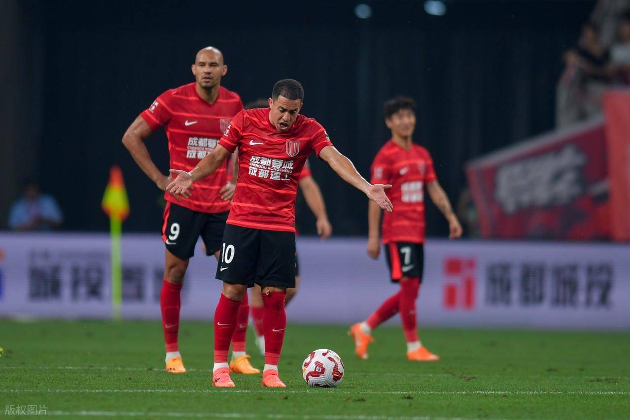 爱游戏平台-里程碑夜成都蓉城扳平良机，全明星赛赛后刷纪录，目标明确，资深球员宣示担当的简单介绍