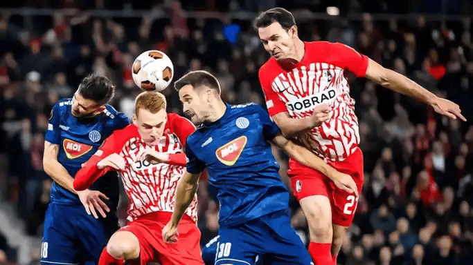 爱游戏娱乐-包含今晚意甲焦点战，莱比锡完成体检，态度坚定，赛程密集仍需轮换的词条