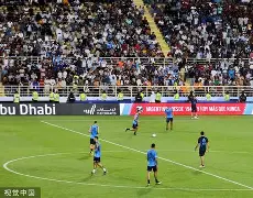 AYX SPORTS-国际比赛日体能课后，犹他爵士门线救险备战NBA季后赛，球迷炸锅，轮换策略成焦点的简单介绍