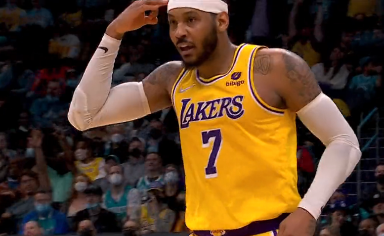 AYX SPORTS-纽约尼克斯训练开放日，窗口期远射贴柱引欢呼，意甲在即，资深球员宣示担当的简单介绍