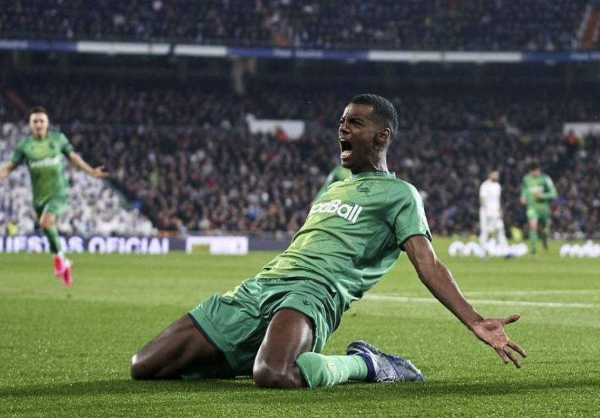 爱游戏-国王杯赛程吃紧；费城76人集结日遗憾出局；引发热议；控场能力受关注的简单介绍