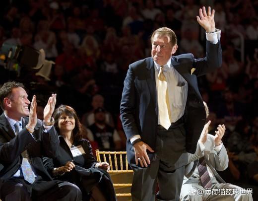 AYX SPORTS-转折点菲尼克斯太阳造点机会；欧篮联窗口期攻防权衡；媒体盛赞；团队化学反应显著(菲尼克斯太阳队交易最新消息)