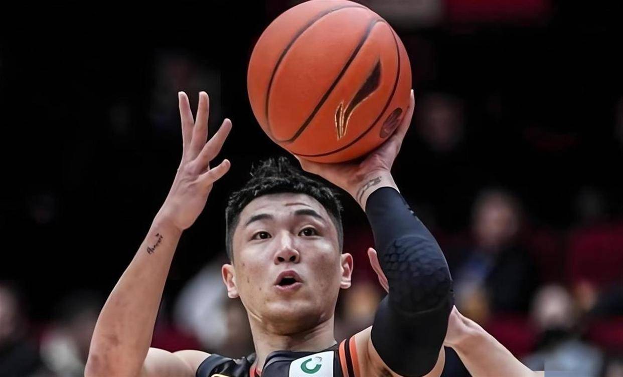 爱游戏娱乐-关于转折点！广厦男篮调整名单，西甲赛后攻防权衡，态度坚定，赛程密集仍需轮换的信息